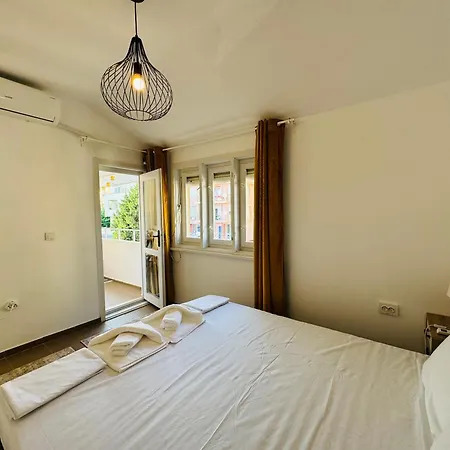 Toni House 507 Marina سفيتي فلاس